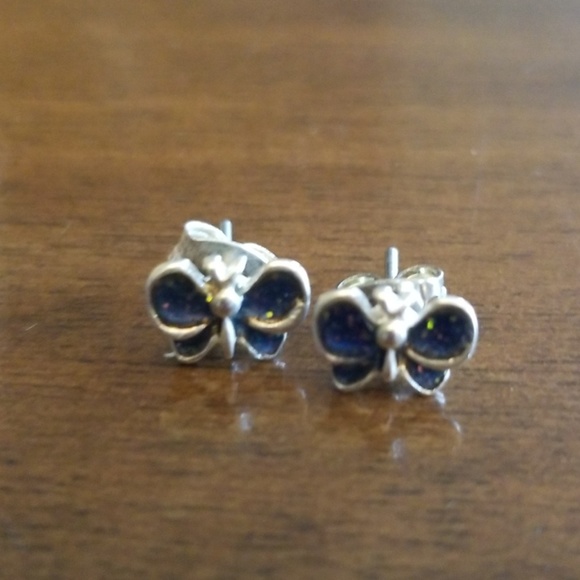 Butterfly Bundle! Hair Clips and Earrings - Picture 4 of 4